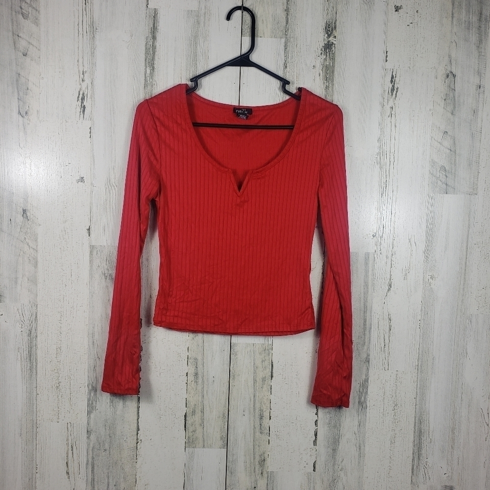 rue21 red long sleeve scoop neck shirt women's size medium